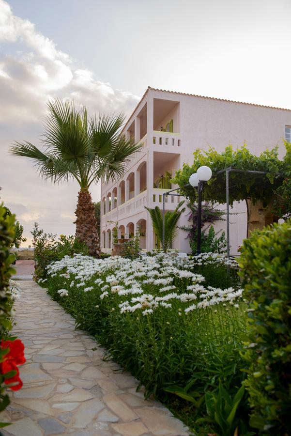 Hotel Kiklamino كالاماكي المظهر الخارجي الصورة